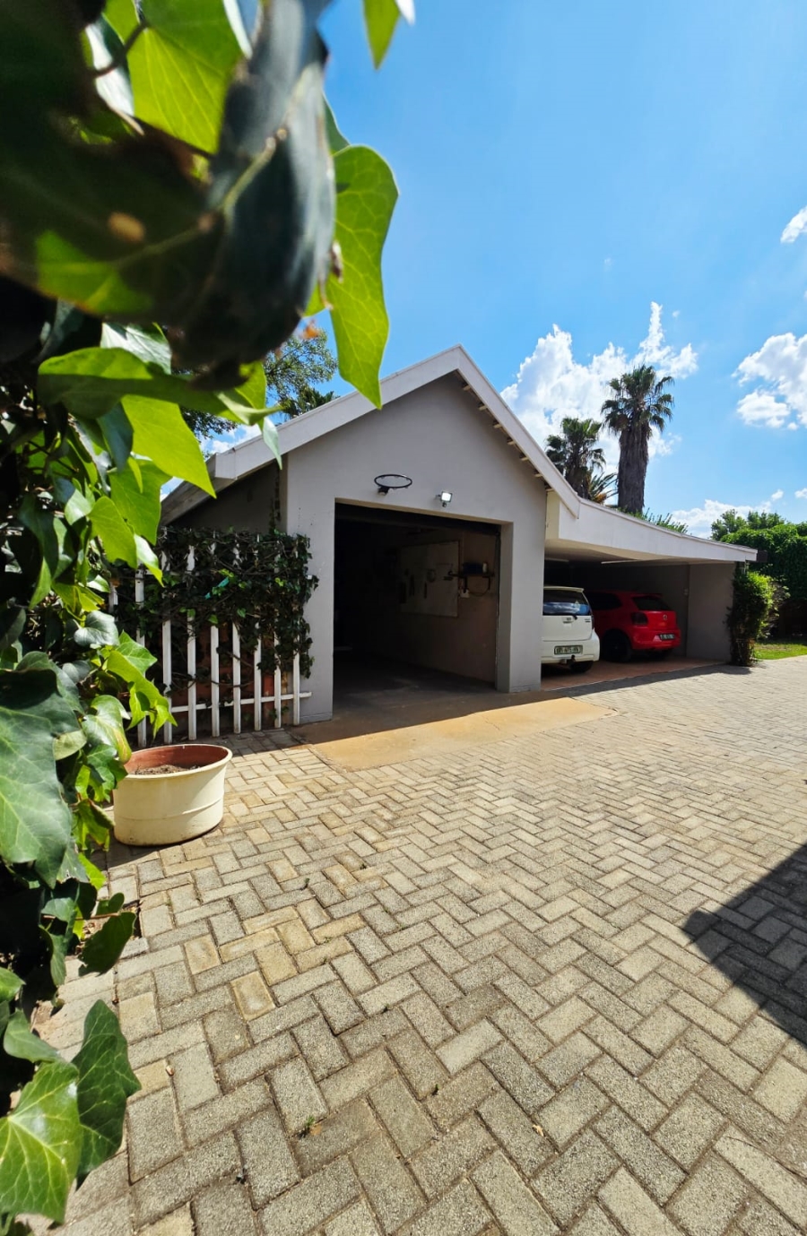 3 Bedroom Property for Sale in Flimieda North West